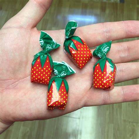 granny's strawberry candy